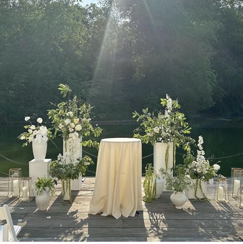 Ceremony Pillar Flowers, Wedding Alter Flowers Ground, Stair Decorating Ideas For Wedding, Ceremony Flowers Altar Ground, White Flower Ceremony Arch, White Floral Ceremony Aisle, Floral Ground Alter, Leafy Wedding, Boho Wedding Theme