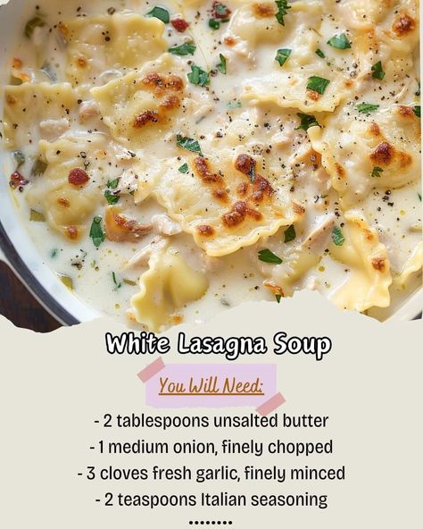 White Chicken Pasta, White Lasagna Soup, Pasta Spinach, White Lasagna, Kitchen Simple, Satisfying Meals, Savory Meals, Garlic Olive Oil, Lasagna Soup