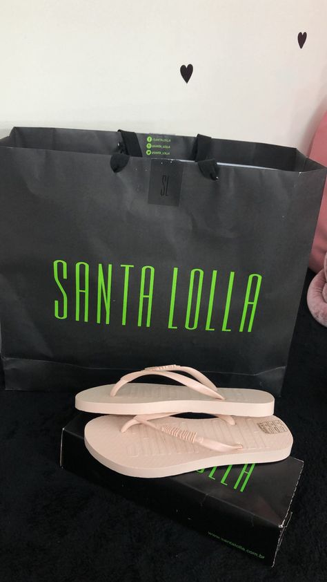 Kit Manicure, Santa Lolla, Fake Story, Lifestyle, Sandals, Clothes