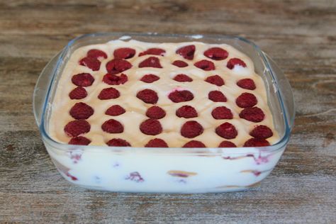 Tiramisu aux framboises IG bas - Sansucretsanscomplexe Dessert Ig Bas, Raspberry Tiramisu, Quark Cheese, Raspberry Liqueur, Ww Desserts, Cheese Cookies, Vegan Condiments, Trifle, Fruit Desserts