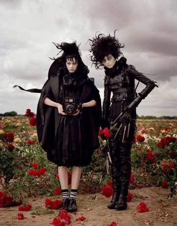 Tim Burton reimagines the season's dark delights. Photographs by Tim Walker.  Read more: Tim Burton Halloween Fashion - Tim Burton Fashion Shoot - Harper's BAZAAR Carnaval Make-up, Tim Walker Photography, Halloween Mode, Foto Kids, Lydia Deetz, Martin Parr, Tim Burton Movie, Hallowen Costume, Tim Walker