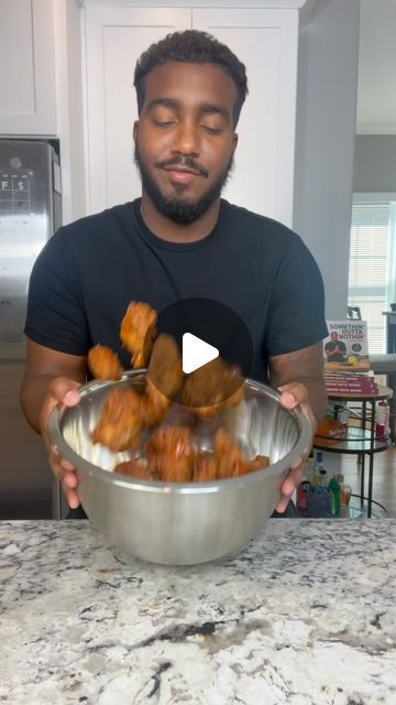 Renzo on Instagram: "Honey Buffalo Lemon Pepper Chicken Wings 🐔

In honor of national chicken wing day lets throw it back to some of my favorite wings of all time! 

If you’ve been looking for a new wing flavor give these a try & thank me later!" Pepper Chicken Wings, Lemon Pepper Chicken Wings, Wing Sauce Recipes, Great Chicken Recipes, Throw It Back, Pepper Chicken, Lemon Pepper Chicken, Wing Sauce, Chicken Wing