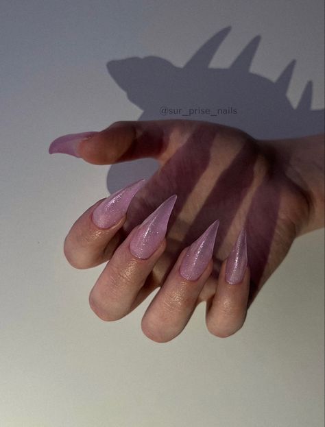 Kitty Claws Nails, Claw Nails Designs, Cat Claw Nails, Ongles Design, Sharp Nails, Claw Nails, Artist Instagram, Crazy Nails, Bling Acrylic Nails