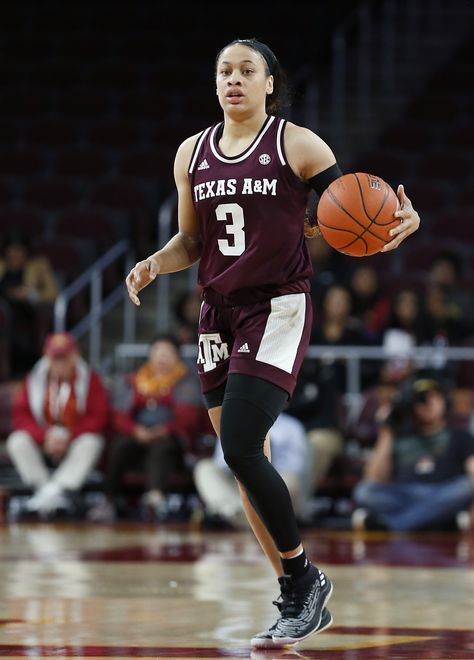 Chennedy Carter is a striking point-guard for the Atlanta Dream of the WNBA. She is also deemed as the "Basketball Fairy." Chennedy Carter, Mansfield Texas, Shooting Guard, Usa Basketball, Texas A&m, Wnba, Shining Star, The Shining, Best Player