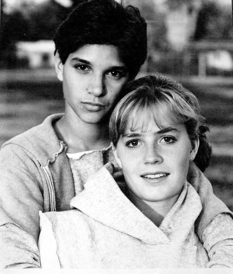 elisabeth shue ralph macchio Elisabeth Shue Karate Kid, The Karate Kid 1984, Karate Kid Movie, The Karate Kid, Elisabeth Shue, Karate Kid Cobra Kai, Kid Cobra, Ralph Macchio, Karate Kid