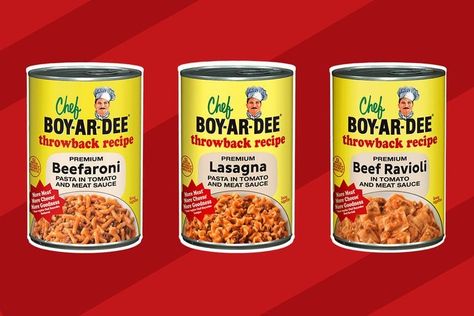 The Original Recipe for Chef Boyardee Ravioli Is Back! Chef Boyardee Ravioli, Spaghetti Sauce With Meat, Beefaroni Recipe, Ravioli Recipes, Chef Boyardee, Chicken Carbonara, Sausage Lasagna, Ravioli Pasta, Ravioli Recipe