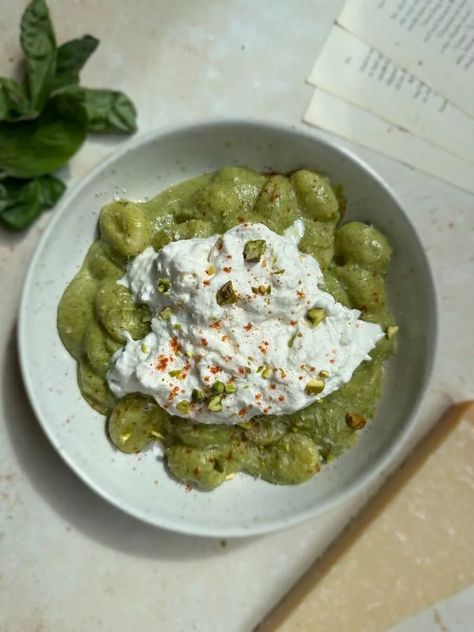 Gnocchi Truffle, Green Gnocchi, Burrata Gnocchi, Healthy Gnocchi, Gnocchi Recipes Healthy, Hearty Recipes, Summer Squash Recipes, Gnocchi Recipe, London Eats