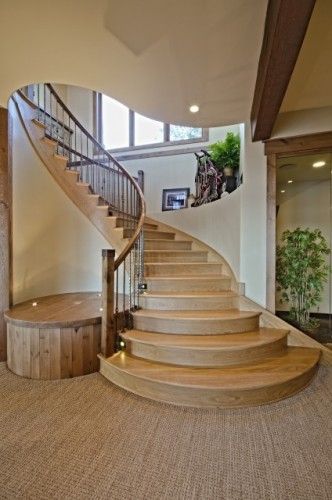 Round Stairs Design, Stairs Case Design, Gorgeous Staircase, Circle Stairs, Compact Staircase, Round Stairs, Curved Stairs, French Country Exterior, Small Staircase