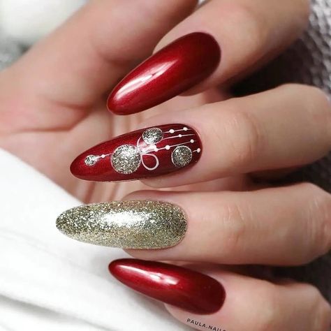 30 Christmas Top Glitter Nail Designs to Inspire You | Christmas Nails 2023 Red And Silver Nails, Nail Art Noel, Elegant Touch Nails, Bright Nail Art, Purple Glitter Nails, Wedding Nail Art Design, Gel Nail Art Designs, Christmas Gel Nails, Ombre Nail Designs