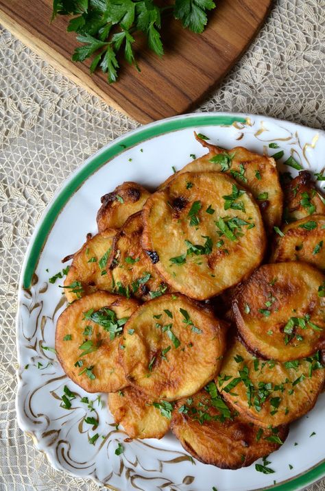 Fried Zucchini Batter, Battered Zucchini, Fried Zucchini Sticks, Deep Fried Zucchini, Fried Zucchini Recipes, Side Dishes For Fish, Zucchini Chips Recipe, Eggplant Fries, Easy Zucchini Recipes