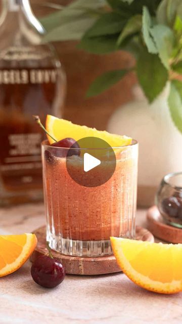 Frozen Old Fashioned, Margaritaville Recipes, Brown Sugar Simple Syrup, Girly Drinks, Bourbon Cocktail, Brown Sugar Syrup, Bourbon Drinks, Classic Cocktail Recipes, Cocktail List