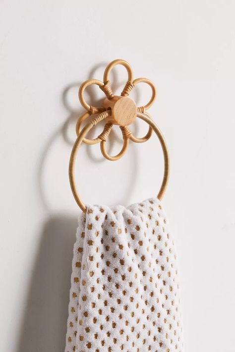 Daisy Rattan Towel Ring | Urban Outfitters Haldi Decoration, Anniversary Decoration, Hanging Towels, Towel Ring, Cute Home Decor, Shower Accessories, Fall Decorations, Games Online, Decorations Ideas