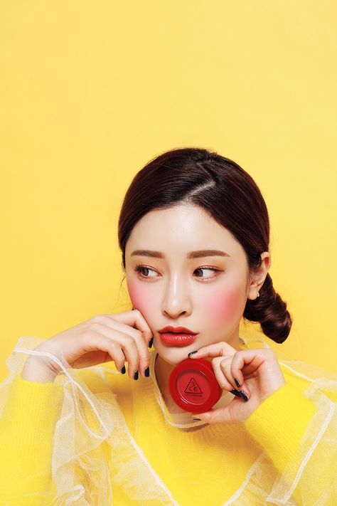 Byun Jungha - Byeon Jeongha - Model - Korean Model - Ulzzang - Stylenanda - 3CE - DudsC Stylenanda Makeup, Byun Jungha, Korean Makeup Look, Long Haircuts, Makeup Hacks Beauty Secrets, Long Hairstyle, Beauty Hacks Video, Long Hairstyles, Asian Makeup