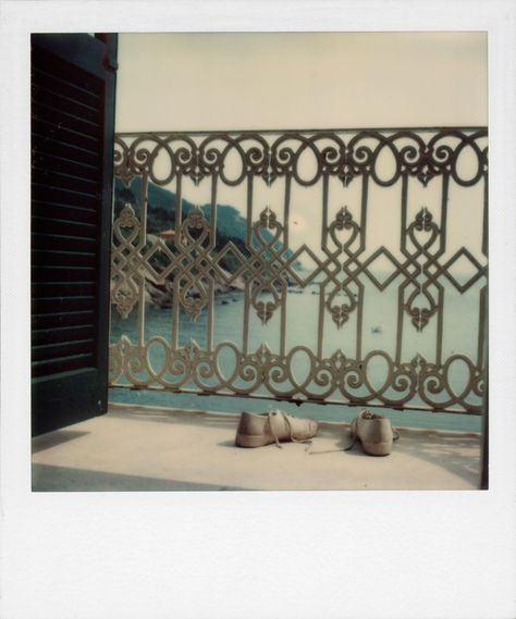 Robby Müller: The unseen polaroids of the late cinematographer - i-D Robby Muller, Sloane Hargreeves, Wim Wenders, Dancer In The Dark, Film Polaroid, Unseen Images, Polaroid Photography, Photo Polaroid, Artwork Photography