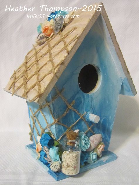 Deco Marine, Birdhouse Craft, Bird Houses Ideas Diy, Beautiful Birdhouses, Flying Unicorn, Nautical Crafts, Bird Houses Painted, Birdhouse Designs, Decorative Bird Houses