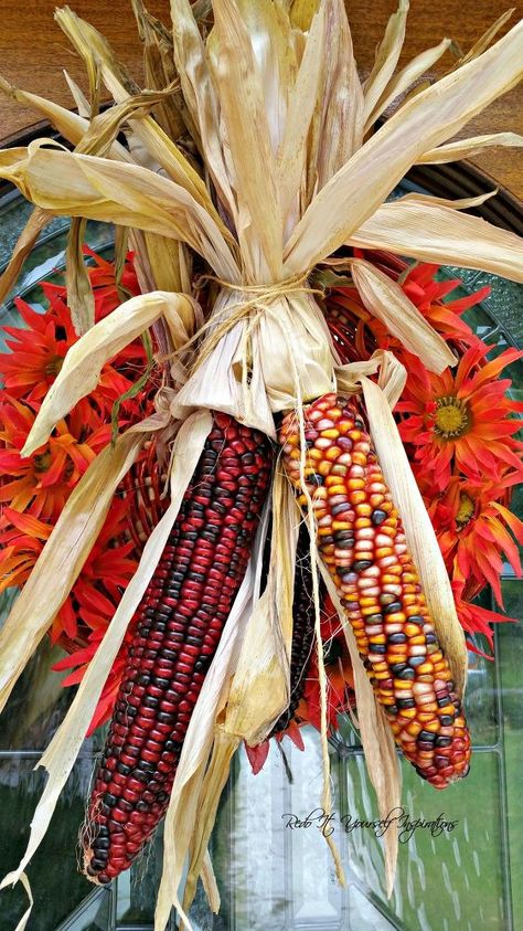 Gem Corn, Glass Gem Corn, Roadside Stand, Holidays Decorations, Outside Fall Decor, Easy Fall Wreaths, Confort Food, Indian Corn, Stand Ideas