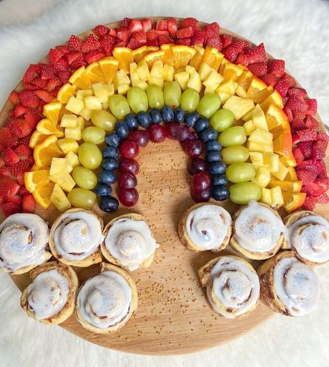 Peace Sign Fruit Platter, Breakfast Boards, Taste The Rainbow, Fruit Platter, Second Birthday, St Pattys, St Pattys Day, Happy Weekend, Peace Sign