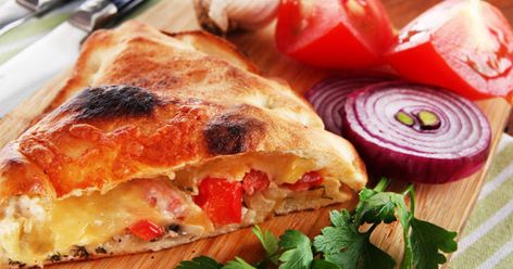 Homemade Pizza Calzones Recipe Flavored Tea Recipes, Calzones Recipe, Homemade Calzone, Homemade Shake And Bake, Pizza Calzones, Homemade Muffins Recipe, Living On A Dime, Basic Muffin Recipe, Homemade Bisquick