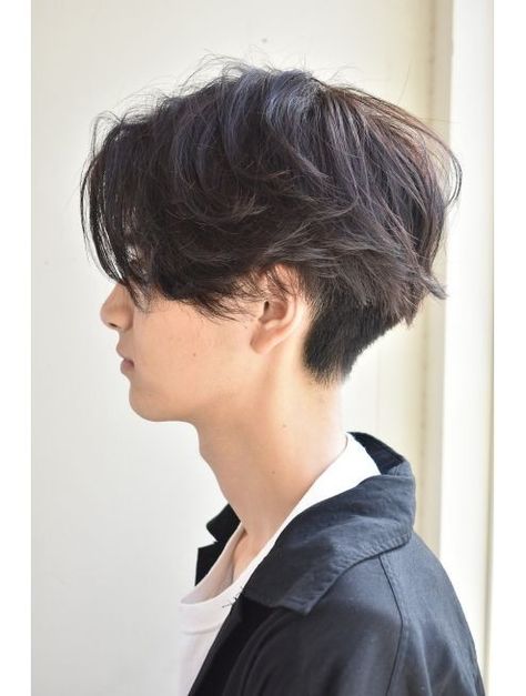 Middle Part Haircut, Ftm Haircuts, Haircut Gray Hair, Asian Man Haircut, Short Hair Tomboy, Middle Part Hairstyles, Asian Haircut, Haircut Straight, Wavy Hair Men