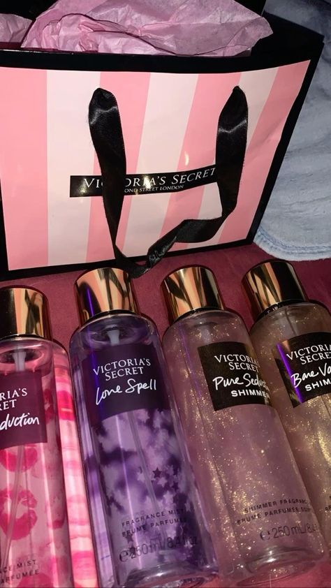 فيكتوريا سيكريت, Victoria Secret Perfume Body Spray, Perfume Victoria Secret, Profumo Victoria Secret, Koleksi Makeup, Victoria Secret Body Spray, Victoria's Secret Perfume, Perfume Body Spray, Perfume Collection Fragrance