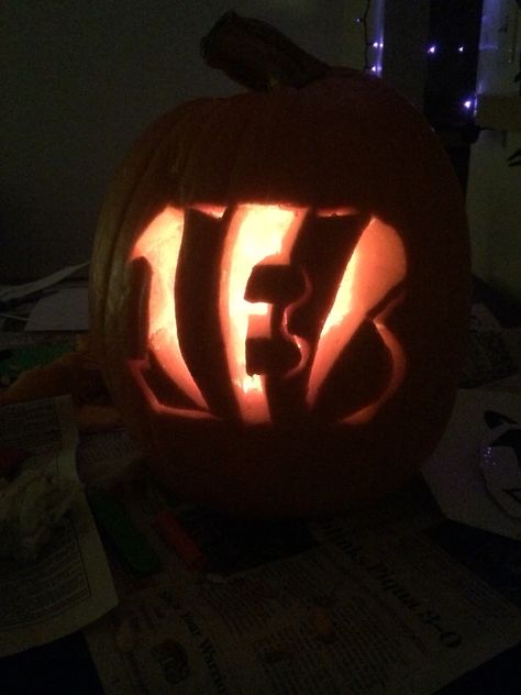 Cincinnati Bengals pumpkin Bengals Pumpkin Carving, Bengals Pumpkin, Bengals Logo, Cute Pumpkin Carving, Cincinnati Bengals Football, Bengals Football, Pumpkin Carvings, Kids Holiday, Nba Logo