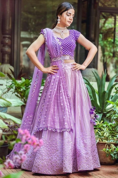 Lehenga Designs Purple Colour, Lavendar Lehenga Purple, Light Purple Lehenga Color Combos, Lavender Indian Dress, Sangeet Dress, Hand Bangles, Lehenga Purple, Lehenga Ideas, Lehenga Inspiration