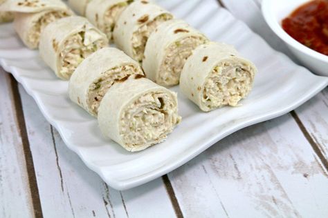 Quick & Easy Chicken Salad Pinwheels - Life. Family. Joy Chicken Salad Pinwheels, Pinwheel Appetizers Easy, Thrifted Frames, Quick Easy Chicken, Chicken Pinwheels, Pinwheel Sandwiches, Pinwheels Recipe, Packing Lunch, Pinwheel Appetizers