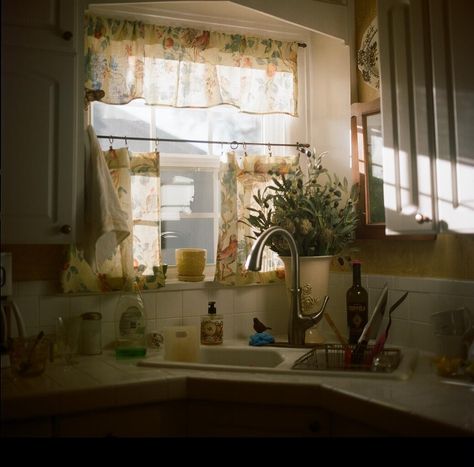 Kitchen Film Photography, 2000 Kitchen, Analog Photography, A Little Life, Portra 400, Morning Light, Mid Century House, Film Aesthetic, Share Photos