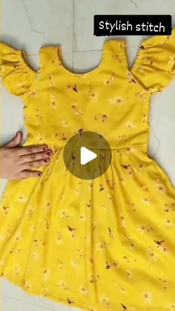 Diy Stitch, Easy Dress Sewing Patterns, Dress Sewing Tutorials, Frock Style, Girls Dresses Sewing, Frock Fashion, Kids Frocks Design