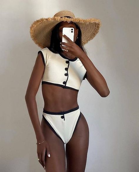 Chic Swimsuit, Yennefer Of Vengerberg, Halter Neck Swimsuit, Swim Trends, High Waisted Briefs, Bandeau Swimsuit, Swimwear Trends, Swimming Costume, French Women