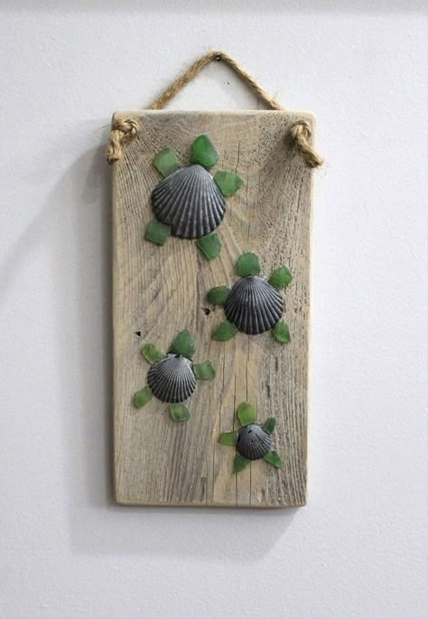 Seashell Art Diy, Beach Themed Crafts, Sea Glass Art Projects, Beach Glass Crafts, Sea Glass Ideas, Seaglass Art, Seashell Projects, Sea Shell Art, Shell Ideas