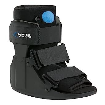 Amazon.com: United Ortho USA14115 Short Air Cam Walker Fracture Boot, Medium, Black : Health & Household Air Cast Boot, Air Cast, Black Health, Life Style, New Life, Workout Clothes, Black Boots, Fashion Shoes, It Cast