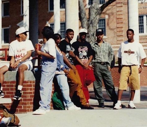 Brownsville Brooklyn, 90s Athleisure, Jamel Shabazz, Photo Museum, Black American Culture, 90s Street Style, Real Hip Hop, Black Photography, Street Fashion Men Streetwear