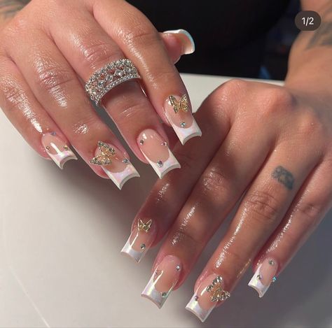 Elegant Nails Coffin, Nude Nails With Black Design, Nude Nails With Diamonds, Nails With Black Design, Nude Nails For Brown Skin, Coffin Nude Nails, Glitter Nude Nails, Summer Nails Purple, Nude Nails Acrylic