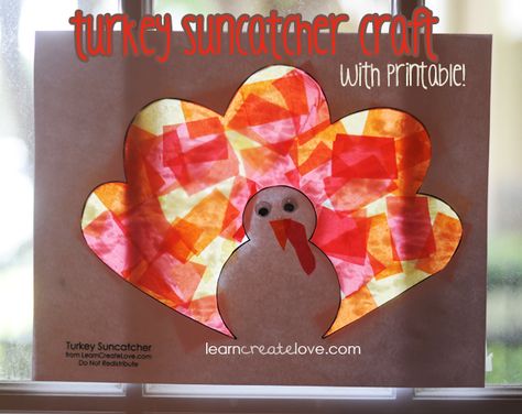 Turkey say catcher. This would be so cute with blues and greens for a peacock sun catcher. November Crafts, Suncatcher Craft, Thanksgiving Preschool, Thanksgiving Art, Thanksgiving Crafts For Kids, Fall Preschool, Holiday Crafts For Kids, Thanksgiving Theme, Thanksgiving Kids