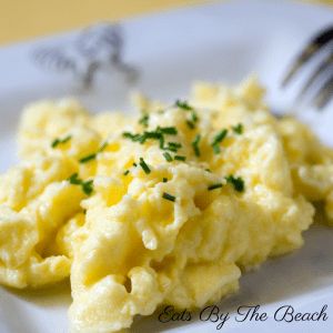 A breakfast classic: French Style Scrambled Eggs, Eats By The Beach Easy Microwave Recipes, French Eggs, Eggs Scrambled, Scrambled Eggs Recipe, Emergency Food Storage, Emergency Food Supply, Ultimate Breakfast, Bread Food, Homemade Mayonnaise