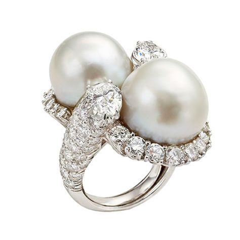 South Sea pearl and diamond ring by David Webb, from the 1960’s. Luxury Victorian Pearl Ring For Formal Events, Luxury Victorian Pearl Ring For Formal Occasions, Pearl Rings Vintage Sales, Luxury Elegant Pearl Ring With Rose Cut Diamonds, Modern Luxury White Gold Pearl Ring, Pearl Rings Vintage Pendant, Luxury Unique Pearl Rings, Luxury Timeless Pearl Ring For Anniversary, Luxury Oval Pearl Ring For Wedding