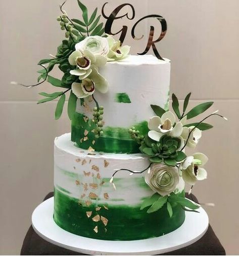 Wedding Cake Presentation, Emerald Wedding Cake, Wedding Cake Emerald Green, 25th Wedding Anniversary Cakes, Wedding Cake Designs Simple, Emerald Wedding Anniversary, 50th Anniversary Cakes, Rose Gold Cake, Green Wedding Cake