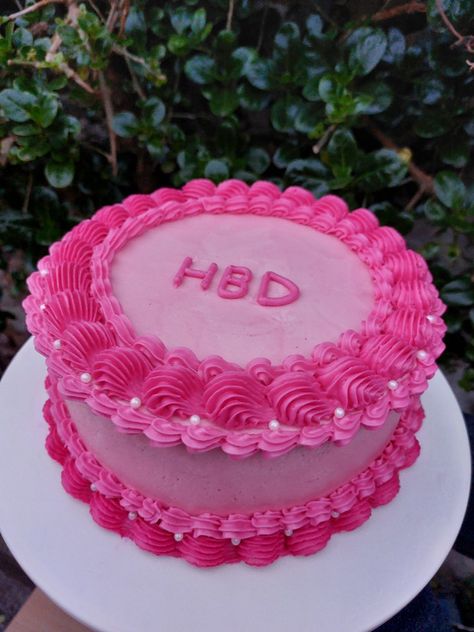 Pink Cake Ideas Birthday, Pink Circle Cake, Pink Small Cake, Circle Cake Ideas, Simple Pink Birthday Cake, Birthday Cake Hot Pink, Circle Birthday Cake, Pink Round Cake, Simple Pink Cake