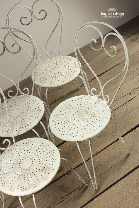 Vintage Outdoor Furniture Metal, Garden Table And Chairs Metal, Garden Painted Flower Table Chair Set Iron, Desired House, Vintage Metal Chairs Garden, Vintage Metal Outdoor Chairs, White Metal Chairs, Garden Chairs Metal, Chair Drawing