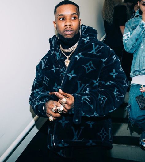 [W2C] Tory Lanez LV Jacket - Album on Imgur Lv Jacket, Tory Lanes, Tory Lanez, 90s Hip Hop Fashion, Dope Outfits For Guys, Fresh Outfits, Black Men Fashion, Sneakers Men Fashion, Mens Street Style