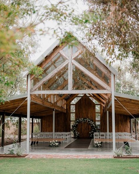 Outdoor Covered Wedding, Pool Side Wedding Ceremony, Outdoor Event Venue Ideas, Outside Wedding Venue Ideas, Beautiful Wedding Venues Indoor, Wedding Venue Buildings, Building Wedding Venue Ideas, Wedding Barndominium, Wedding Venue Booth Ideas Bridal Show