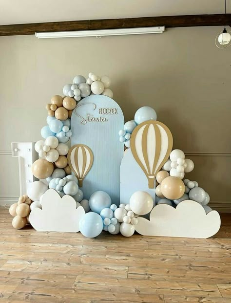 Hot Air Balloon Party Theme, Baby Shower Themes For Boys, Decoration Buffet, Birthday Party Props, Hot Air Balloon Party, Baby Birthday Decorations, Baby Boy 1st Birthday Party