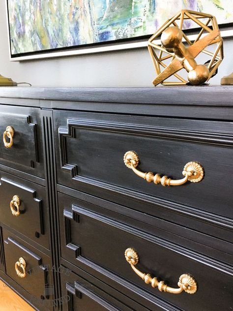 Chic+Black+Painted+Dresser// add gold/bronze hardware to existing black pieces Painted Furniture Bedroom, Black Painted Dresser, Bedroom Hardware, Black Painted Dressers, French Provincial Buffet, Black Gold Bedroom, Black Painted Furniture, Dresser Painted, Black Dresser