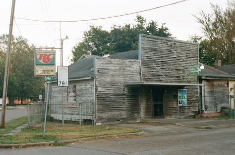 Greenville Mississippi, Juke Joints, Mississippi Delta, African American Culture, Southern Gothic, Country Store, The Blues, Favorite City, The New York Times