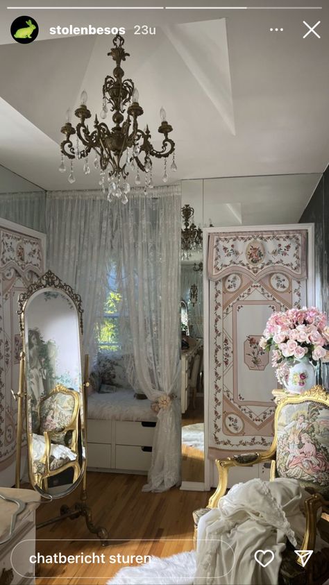 Girly Room, Aesthetic Rooms, Dreamy Room, Room Inspiration Bedroom, Dream Decor, Aesthetic Bedroom, Dream Rooms, Dream House Decor, Room Aesthetic