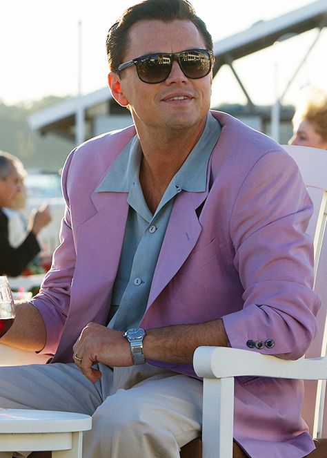 leonardo dicaprio Frat Style, Jordan Belfort, Leo Love, Wolf Of Wall Street, Leo Dicaprio, Pink Suit, Old Money Aesthetic, Leonardo Dicaprio, Best Actor