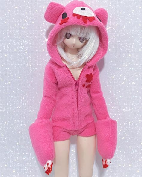 I’m not sure how many doll owners follow me on this page, but I just made something new for them in my shop! Link in bio 💖 #gloomybear #dollfiedream #bjd #bjdsale #smartdoll #imomodoll #animedoll #animebjd Smart Dolls, Gloomy Bear, Anime Doll, Cute Doll, Anime Figurines, Smart Doll, Anime Dolls, Bjd Doll, Personal Project