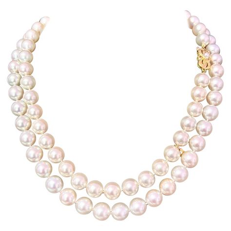 Check out this item from 1stdibs! Mikimoto Estate Akoya Pearl Necklace 18k Gold Certified: https://www.1stdibs.com/id-j_18486802 Mikimoto Jewelry, Fifth Avenue New York, Evening Necklace, Akoya Pearl Necklace, Mikimoto Pearls, Happy Clients, Akoya Pearls, Beaded Necklaces, Pearl Color