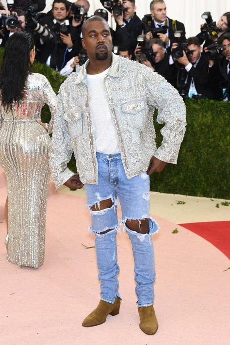 Kanye West wearing Fear of God Selvedge Denim in Vintage Indigo and Balmain Custom Embellished Denim Jacket Ripped Jacket, New Kanye, Kanye West Style, Kanye West And Kim, Met Gala Outfits, Kim And Kanye, Embellished Denim Jacket, Denim And Diamonds, Kim Kardashian And Kanye